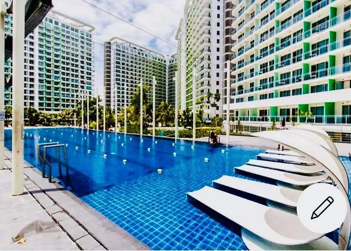 2br - Azure Urban &