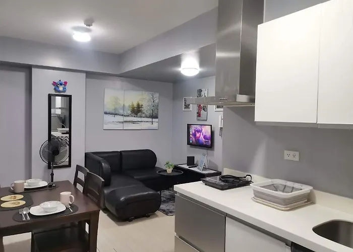 2br - Azure Urban &